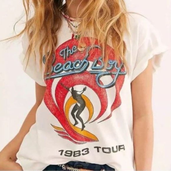 NWOT Daydreamer x Free People Beach Boys 1983 Tour Retro Concert T-Shirt Size S - Picture 1 of 9